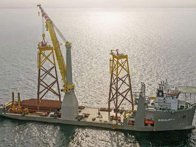 images/generic-slider/slider/crane-operator-vaccancies-2-kireth-ai.jpeg